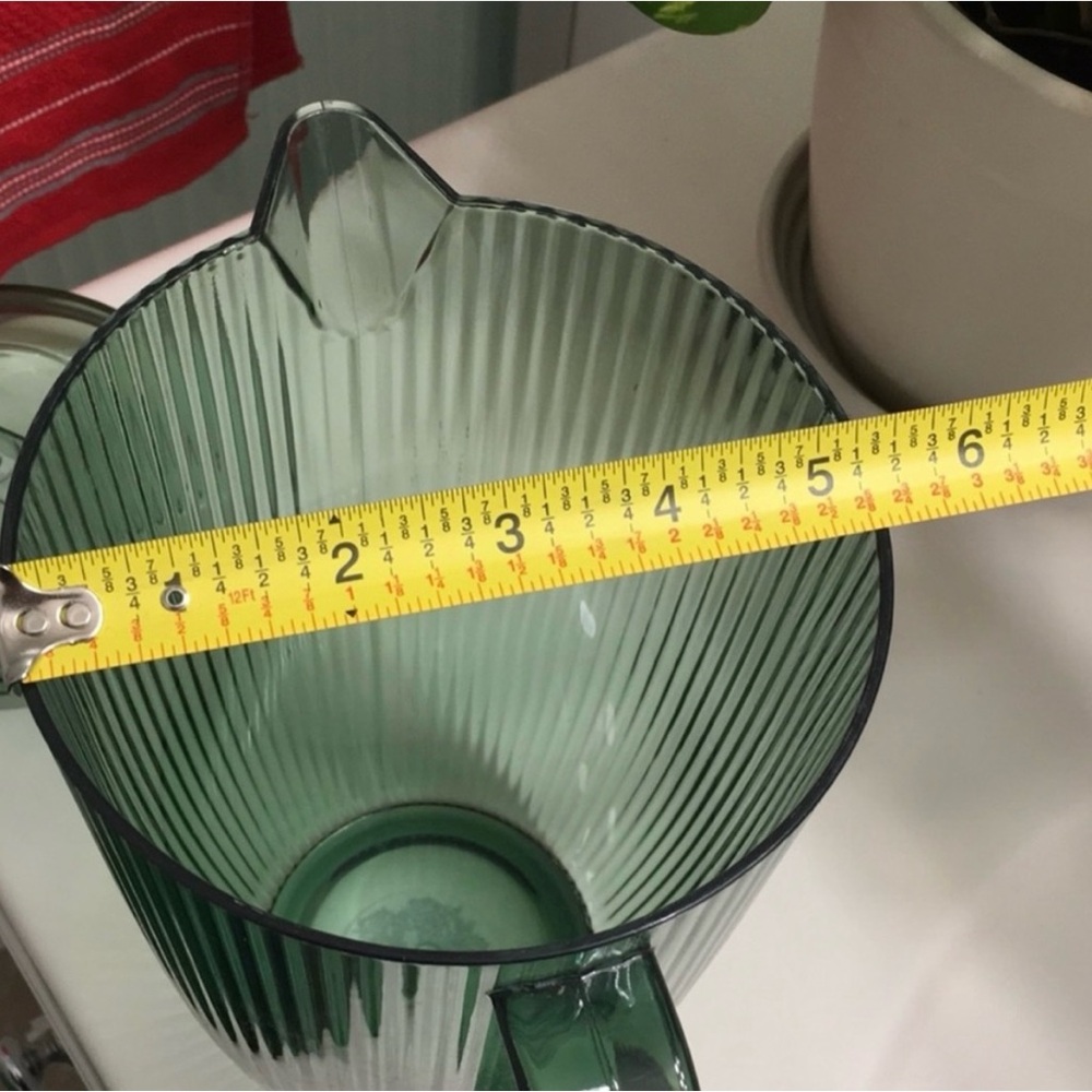 NEW “ 2 set “ Ribbed Pitcher 2.5 Liter - Picture 9 of 10